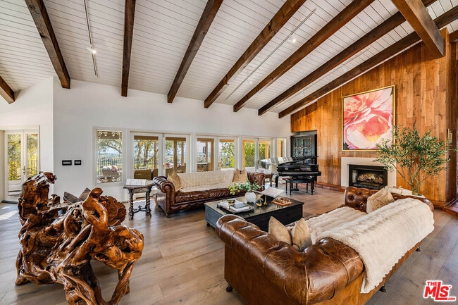 Foto del edificio - 2975 Calle Bonita