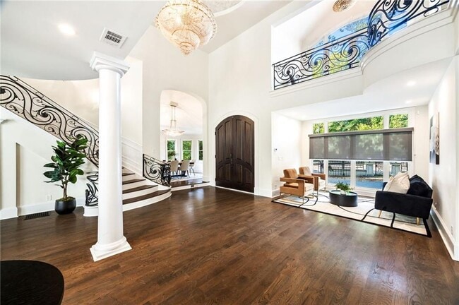 Building Photo - 3511 Roxboro Rd NE