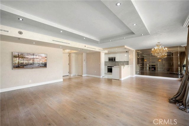 Foto del edificio - 222 Monterey Rd