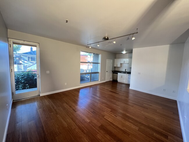 Foto del edificio - 1007 41st St