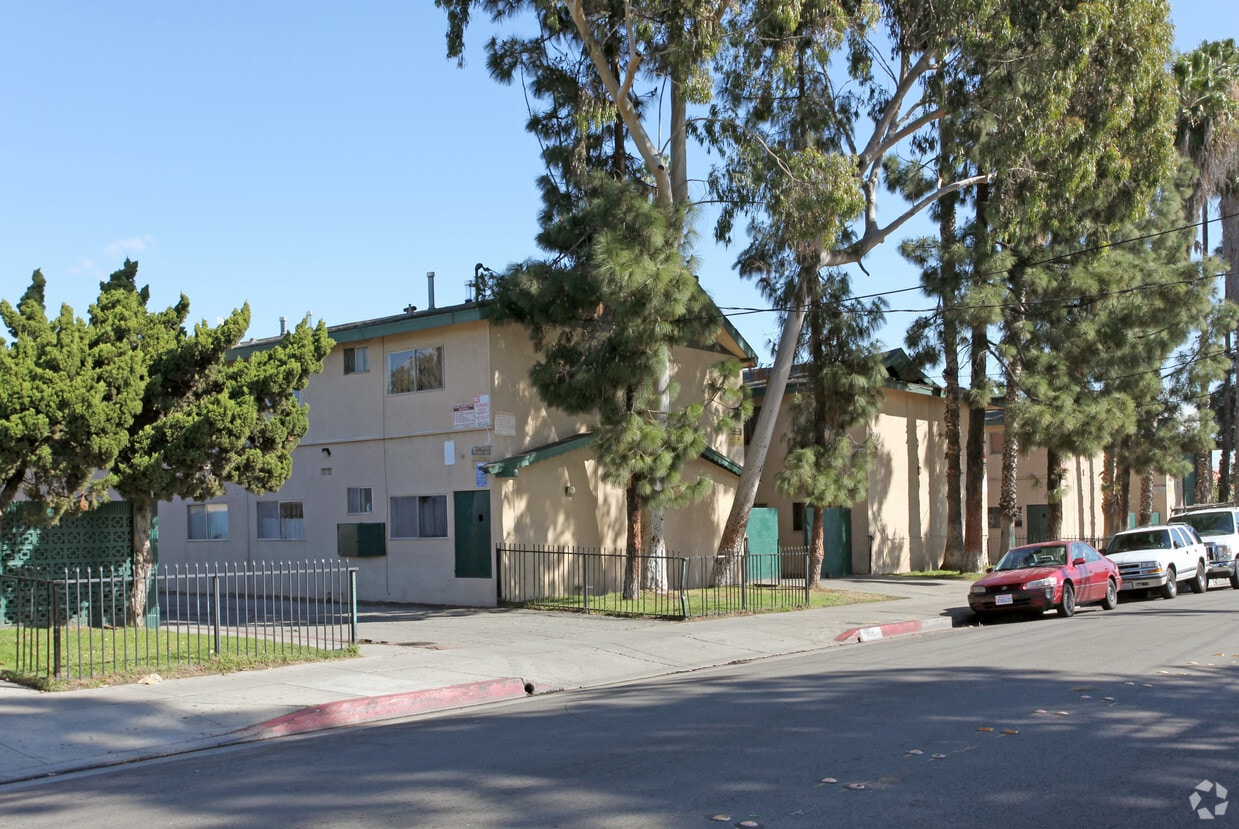 46454711 Live Oak St, Bell, CA 90201 Apartments in Bell, CA