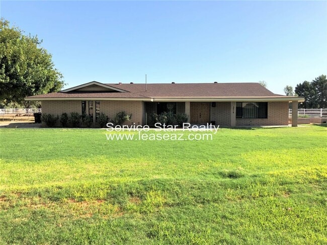 Building Photo - Horse property w/4 bedroom home in Gilbert