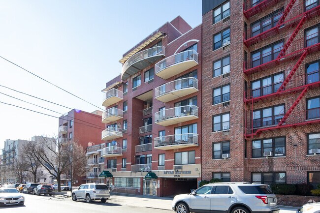 Building Photo - 87-26 175th St
