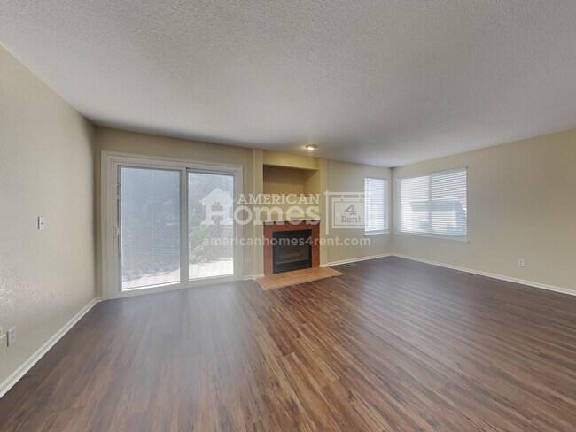 Building Photo - 4329 Ceylon Street