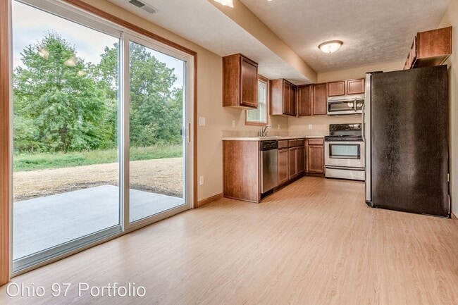 Building Photo - 3 br, 1 bath House - 444 Station 44 Pl