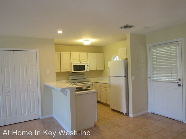 Foto del edificio - 3 br, 2 bath House - 10 Kingfisher Lane