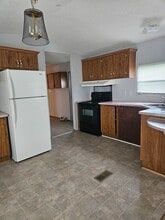 Building Photo - 210 Cr-1327
