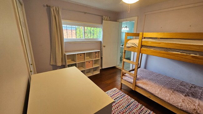 Foto del edificio - 1534 Hamilton St