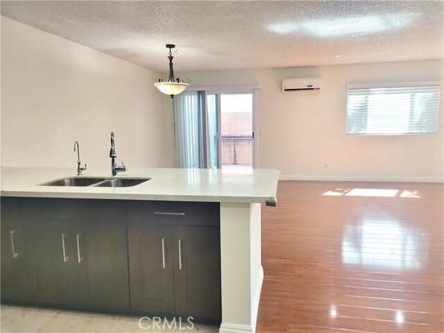 Building Photo - 12911 Saddleback Pl