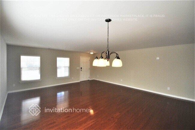 Foto del edificio - 311 Rondelay Dr