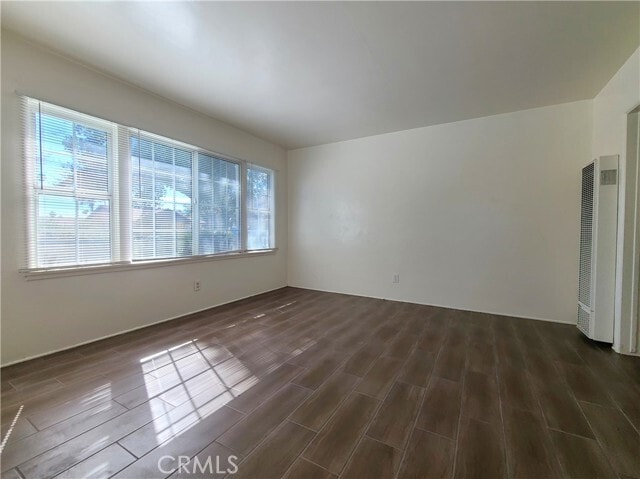 Foto del edificio - 686 Courtland Dr W