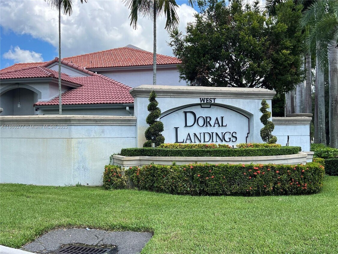 Foto principal - 5112 NW 114th Ct