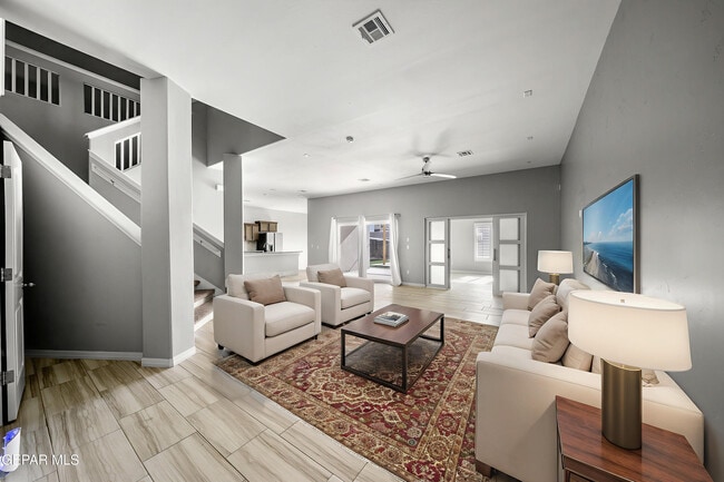 Building Photo - 13636 Glen Vista Ln