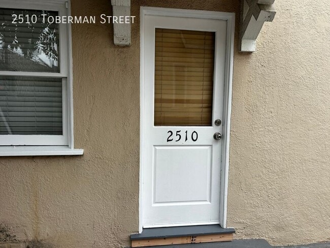 Foto del edificio - 2510 Toberman St