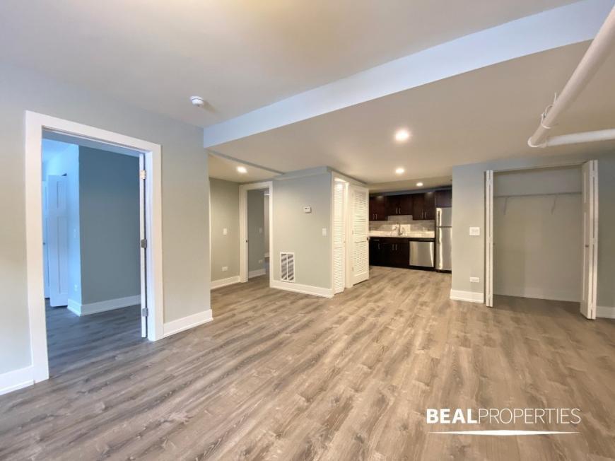 Foto principal - 2 bedroom in EVANSTON IL 60202