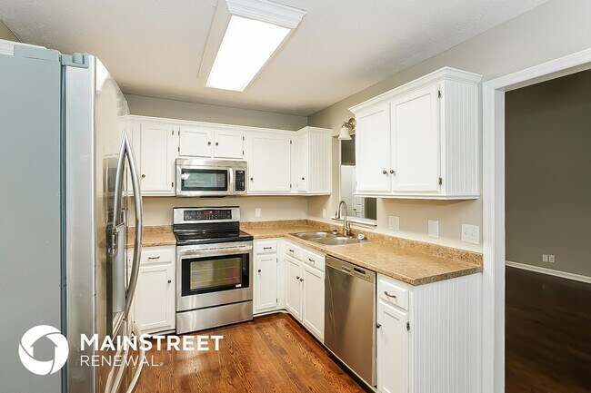 Foto del edificio - 212 Riverpoint Ct