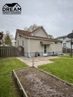 Building Photo - 124 St Vincent St