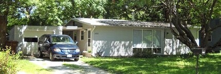 Building Photo - 1402 Glendale Dr