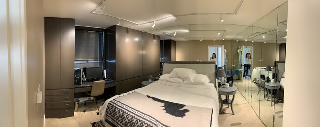 Bedroom panorama - 601 Belmont Ave E
