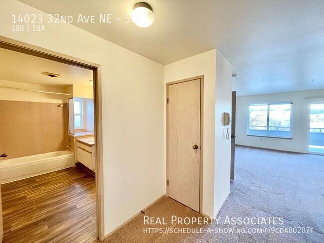 Foto del edificio - 14023 32nd Ave NE