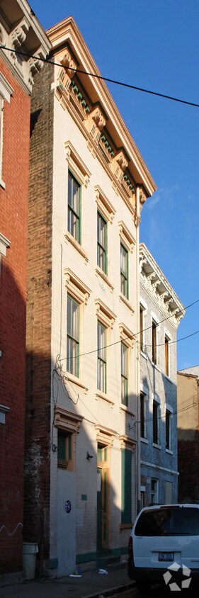 Foto principal - 1623 Pleasant St