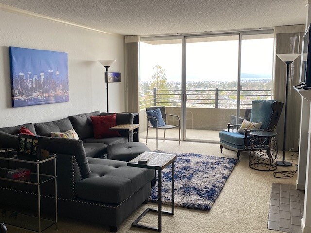 Living Room -different angle - 5340 Broadway Ter