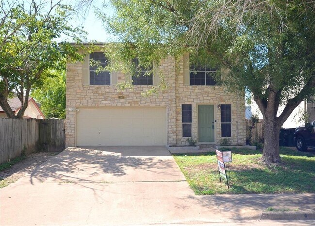 Foto del edificio - 13903 Lothian Dr