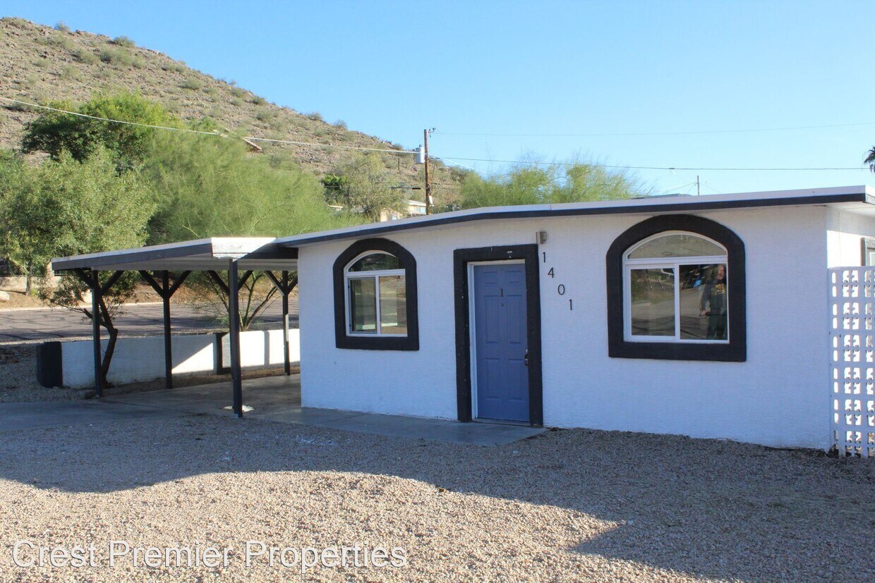 Primary Photo - 1401 W Desert Cove Ave