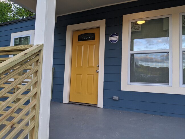 Foto del edificio - 2861 Forrest Hills Dr SW