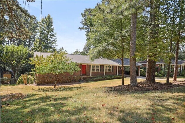 Foto del edificio - 3067 Greenbrook Way NE