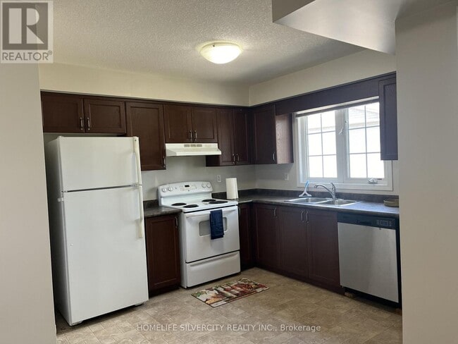 Building Photo - 155 Highland Crescent