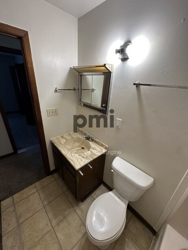 Foto del edificio - 1614 12th St