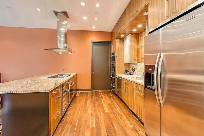 Foto del edificio - 1600 Post Oak Blvd