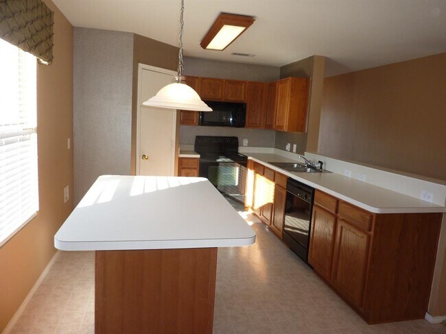 Foto del edificio - 2512 Quail Ridge Rd