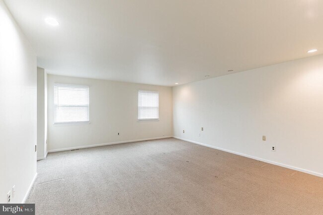 Building Photo - 23 Kilburn Ct