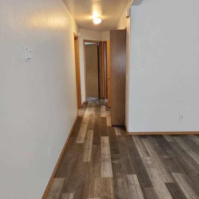 Foto del edificio - $1.425 | 2 Bed / 1 Bath Apartment on the N...