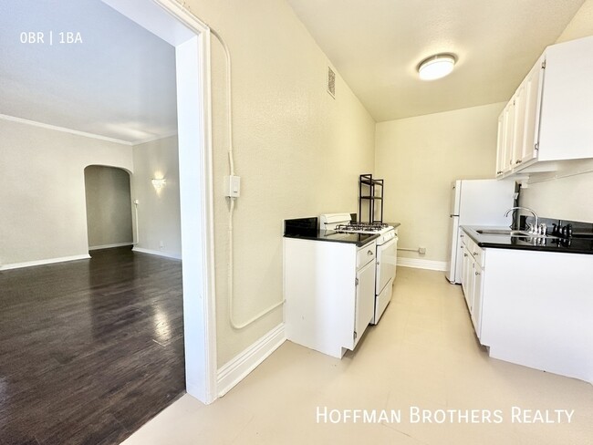 Building Photo - 1415 Alvarado Terrace Los Angeles, CA 90006
