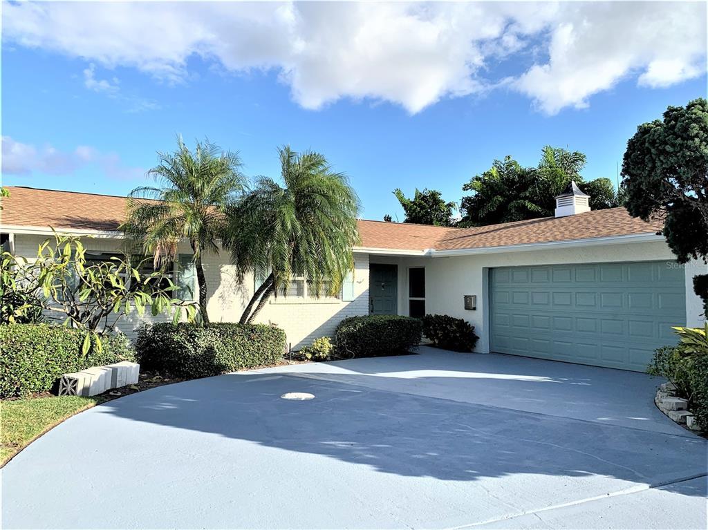 Foto principal - 3925 Venetian Way