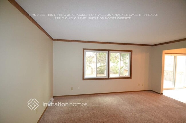 Foto del edificio - 11932 Pennsylvania Ave N