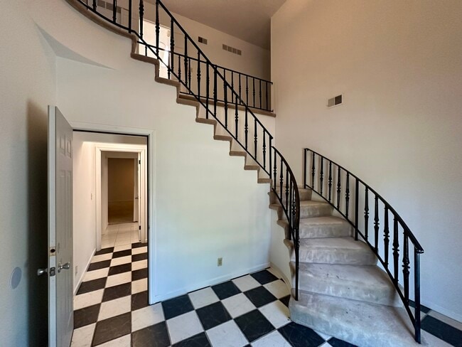 Building Photo - 7608 Foley Dr