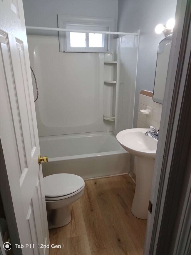 Foto del edificio - For Rent - 2 bedroom 1 bath Bungalow in Gibbstown, NJ