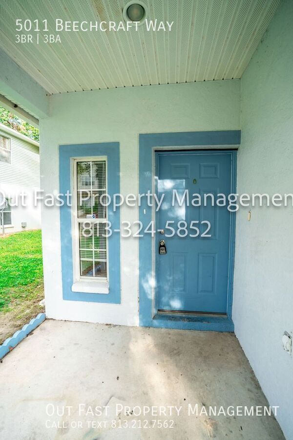 Building Photo - 5011 Beechcraft Way