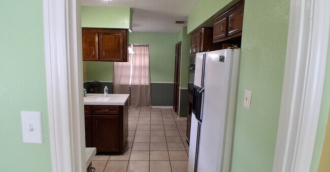 Foto del edificio - 4315 Baneway Dr