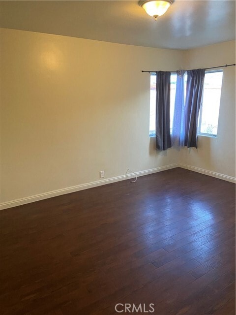 Building Photo - 11140 S Mariposa Ave