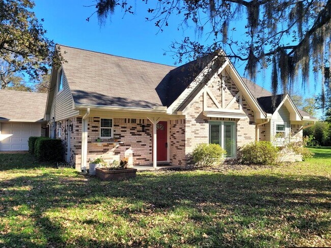 Foto del edificio - 1640 Scroggins Ln