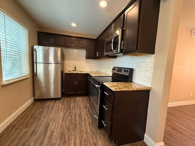 Foto del edificio - 1740 NW 17th St