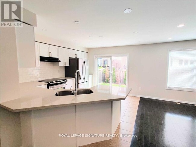 Building Photo - 180 McDougall Crossing