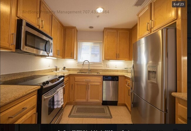 Building Photo - 202 Foss Creek Cir