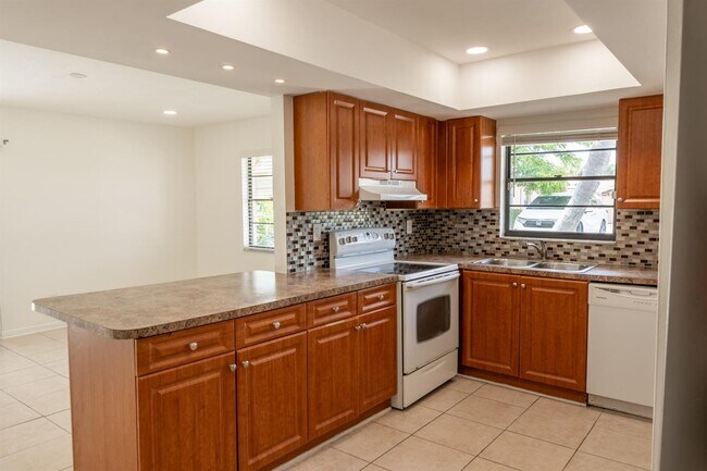 Foto del edificio - 1253 White Pine Dr