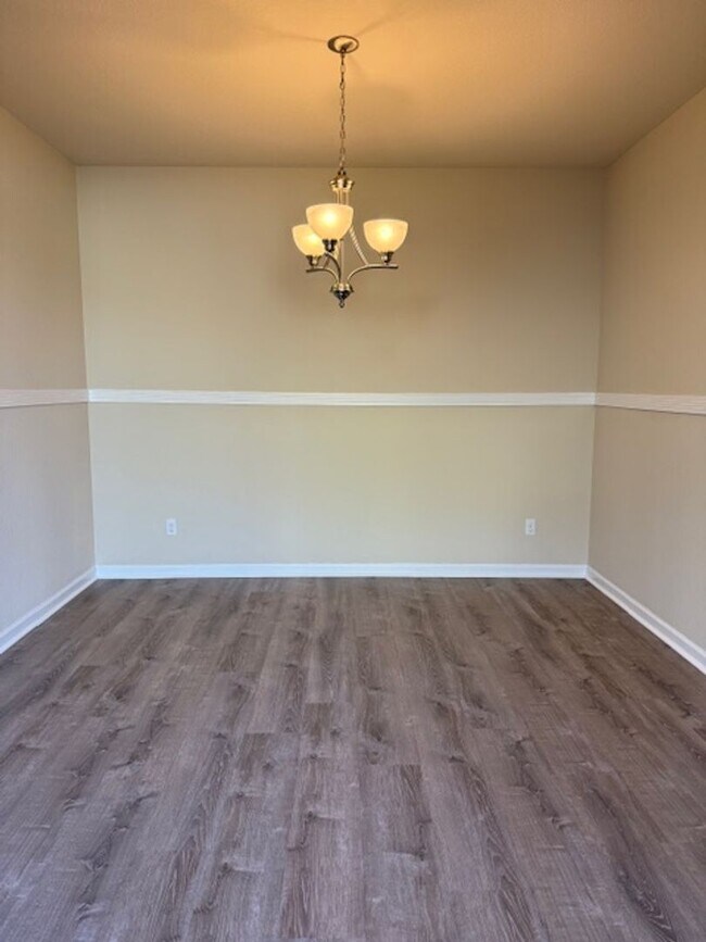 Foto del edificio - Gorgeous 4 Bedroom + office + loft in Boul...